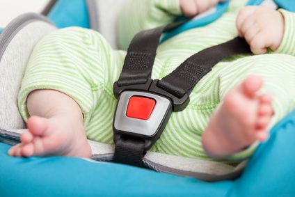 Autofahren mit Baby: Welche Vorschriften sind zu beachten?